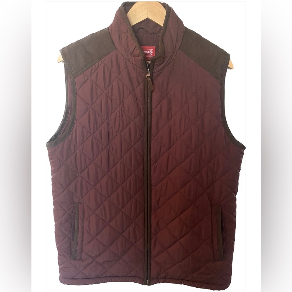 Coleman men’s medium outdoor vest, 100% polyester machine wash cold.